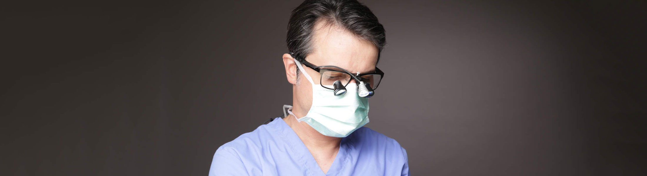 Dr. med. dent. Marcus Klein - Spezialist für  Implantate